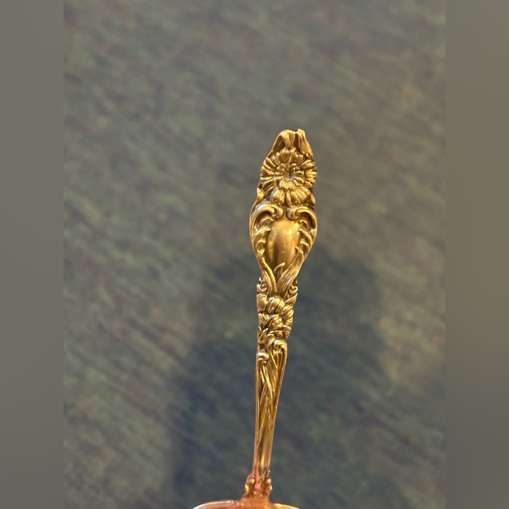 Sterling Silver antique vintage decorative slotted spoon - Picture 7 of 7